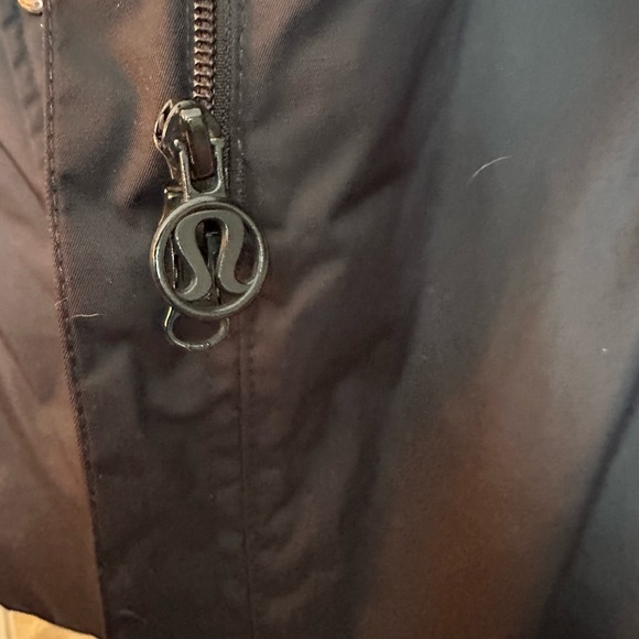 Lululemon Parka Size 8 - Picture 3 of 7